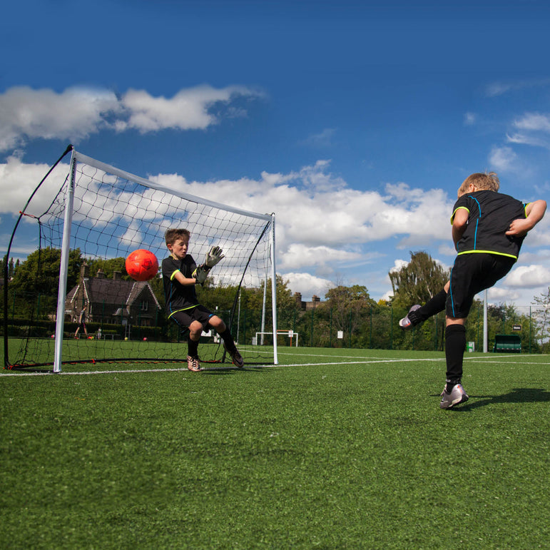 <tc>KICKSTER</tc> 2 in 1 Fußballtor/Fußball-Rebounder 240 x 150 cm