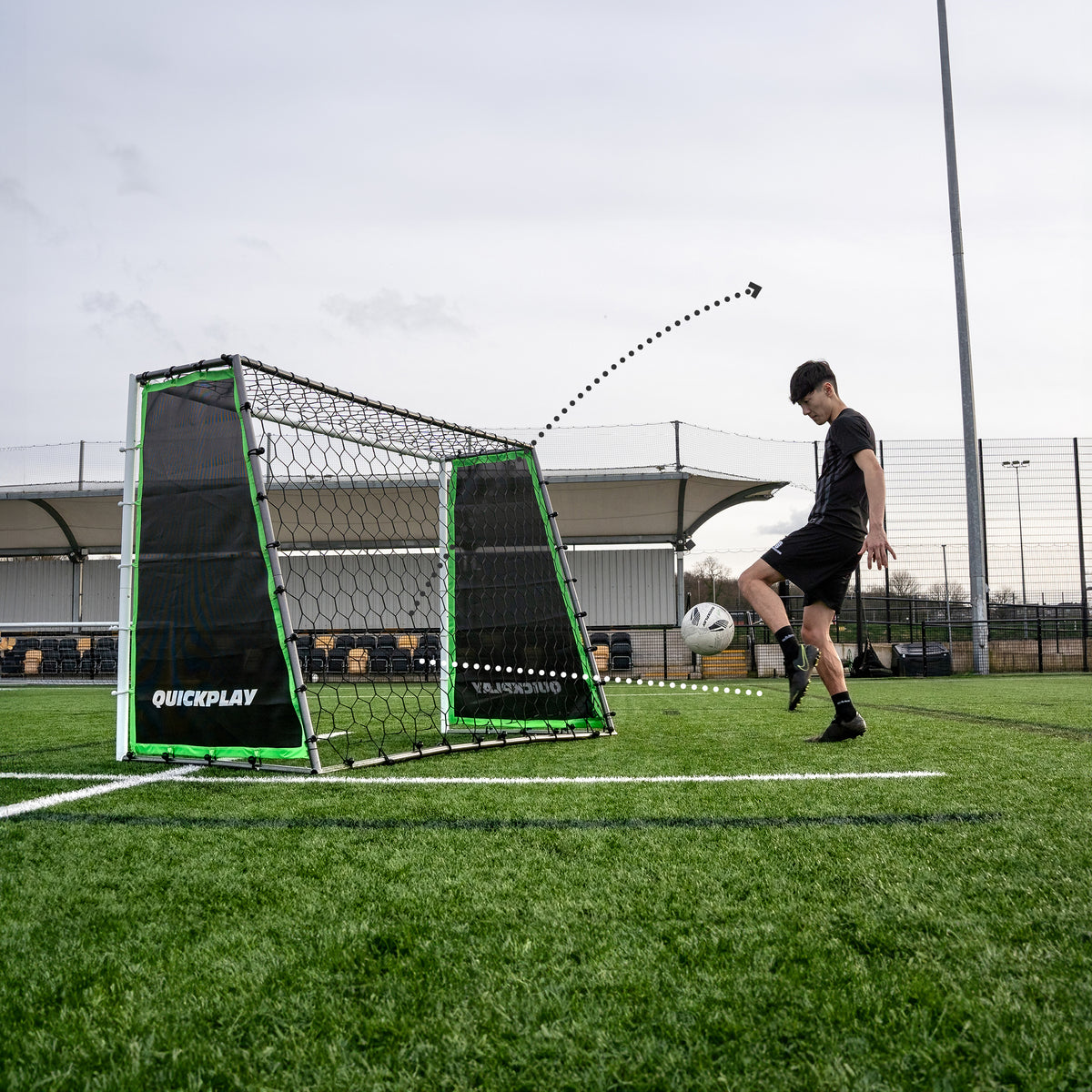TEKKERS GS Trainer 3-in-1 Tor, Rebounder und Passwand