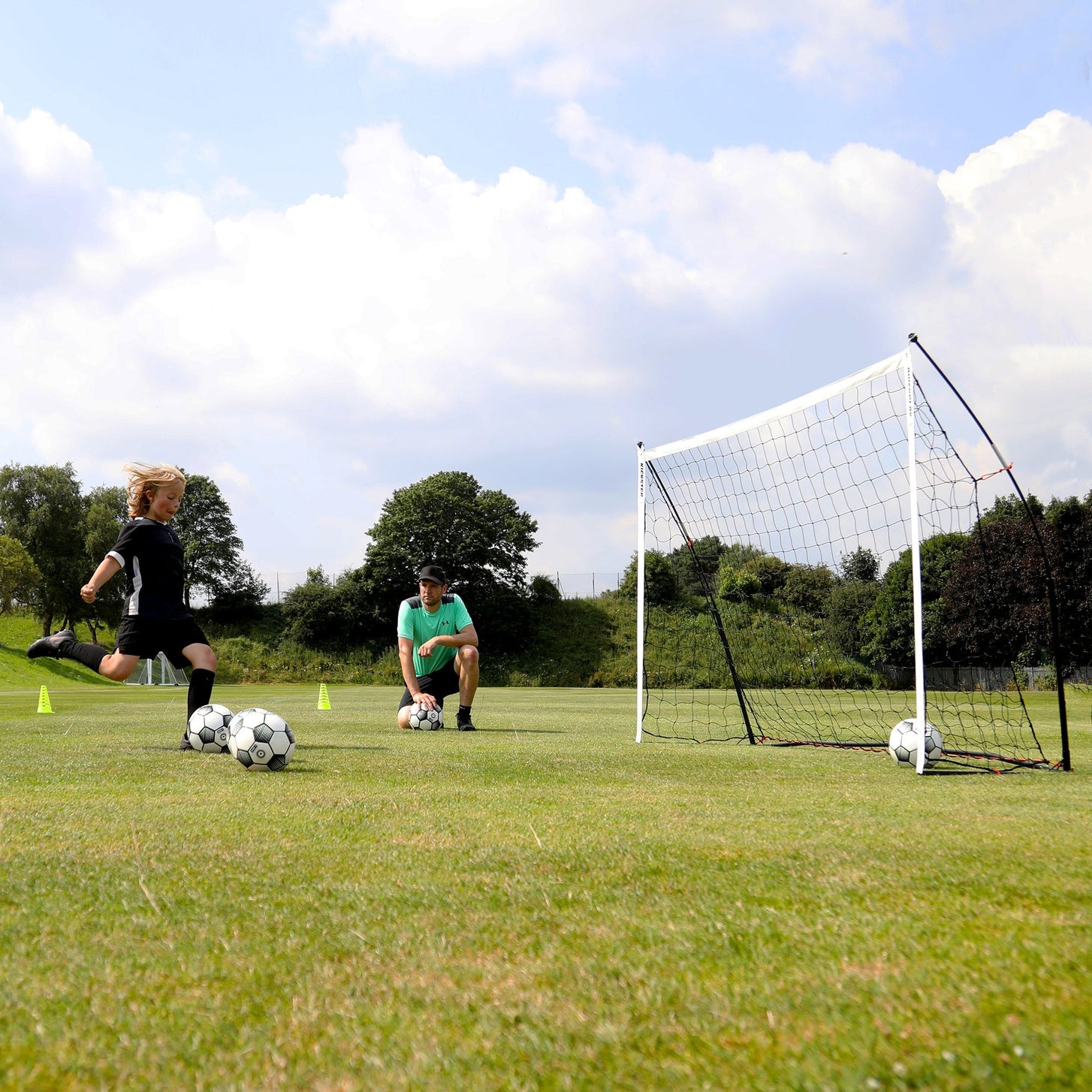 KICKSTER Tragbares Fußballtor 240 x 150 cm (Gelb)